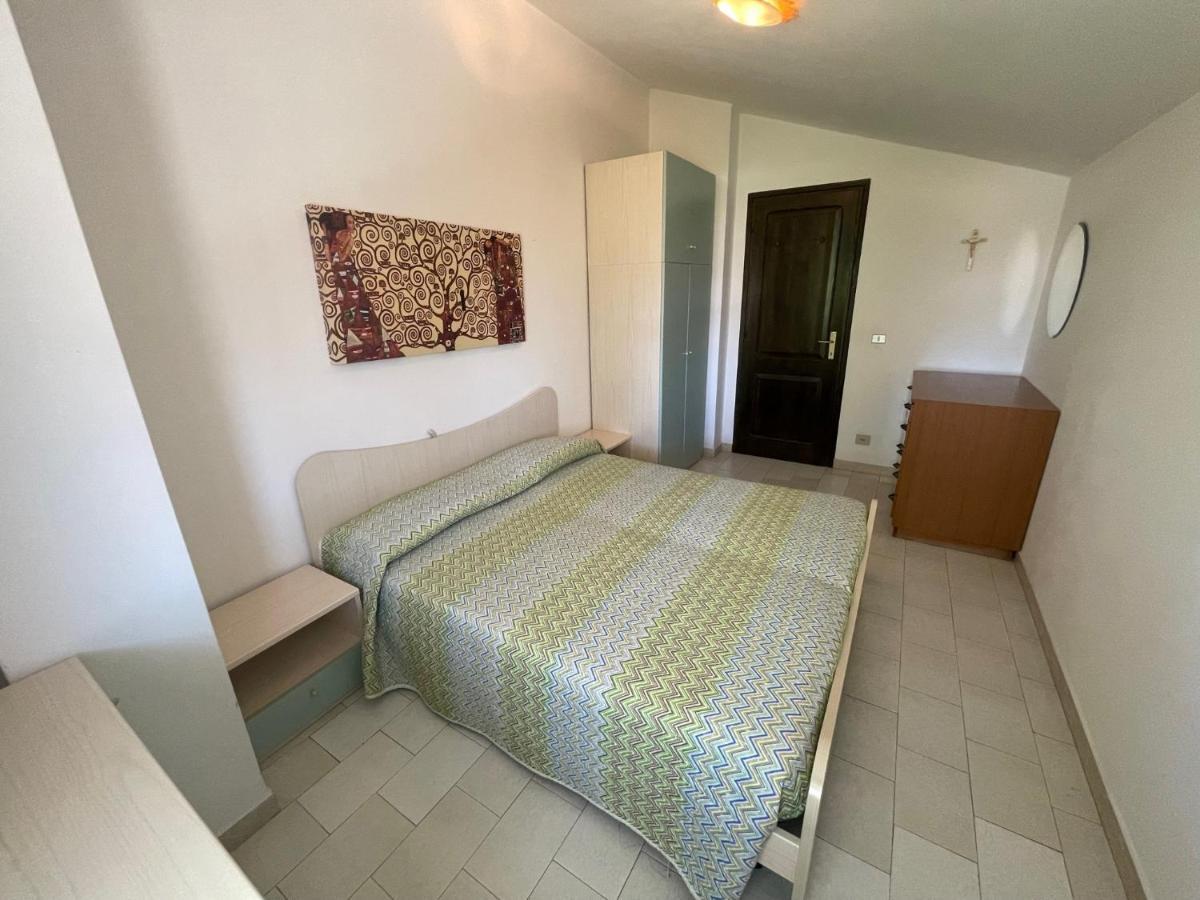 Vega Bilocale Con Piscina E Terrazza Apartment Caorle Ngoại thất bức ảnh